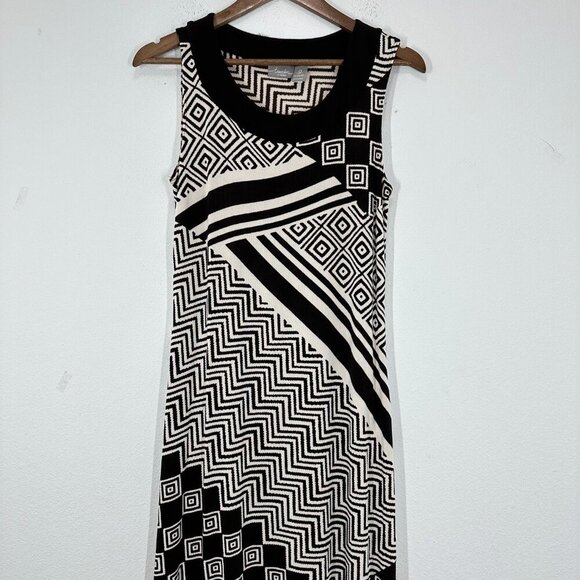 Chico's Travelers Size Small Slinky Liquid Knit Brown Beige Geometric Print Maxi - Picture 8 of 8